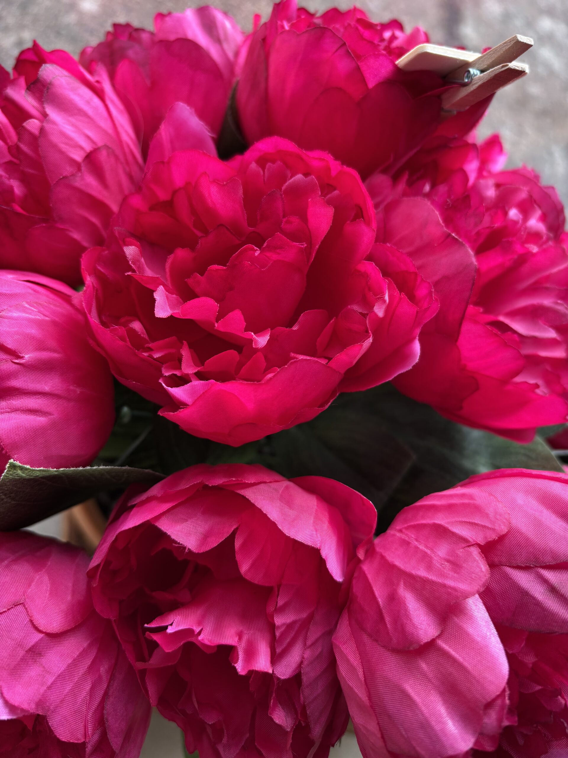 plante fleurie artificielle fuchsia funéraire