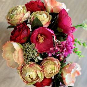 bouquet de fleurs artificielles à la tige pour tombe et sépulture près de Bréal-sous-Montfort