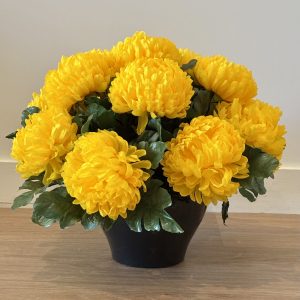 Potée de chrysanthèmes artificiels jaunes pour sépulture
